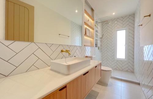 Samut Sakhon House | Darlene House
