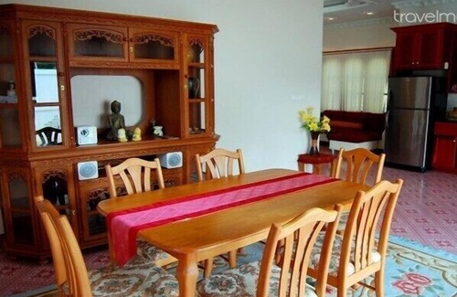 Rawai Villa | Elegant villa, perfect for family getaways.