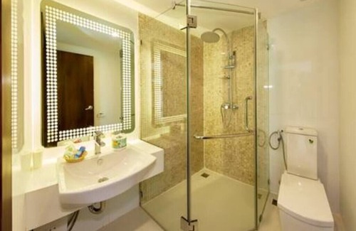 North Pattaya Condo | Featuring an outdoor pool