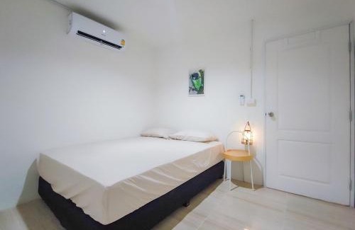Ban Chang House | GAO Phala Beachfront Hostel