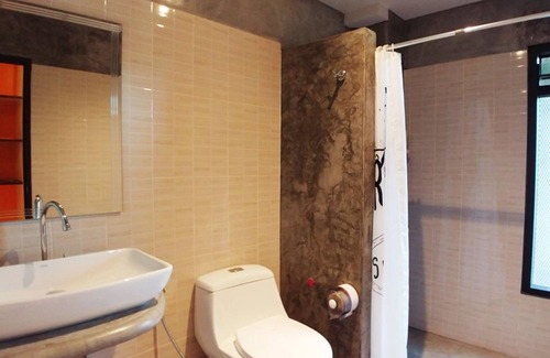 Pak Nakhon Hostel | Green House Neo-Resotel - Hostel