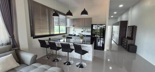 Sawang Daen Din Apartment | Harary Family apartments