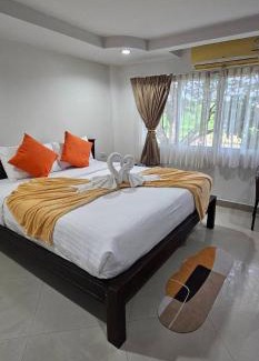 Na Chom Thian Hostel | Hello Jomtien