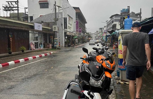 Chaweng City Center Hostel | Hostel ∙ 8 guests