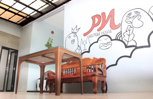 Downtown Krabi Hostel | Hostel ∙ 8 guests