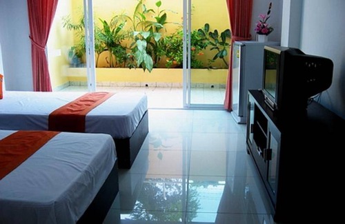 South Pattaya Hostel | Hostel ∙ 8 guests