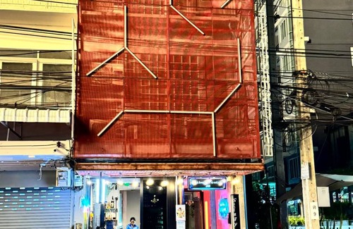 Khlong Tan Hostel | Hostel ∙ 8 guests