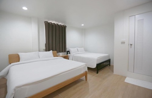 Don Muang Hostel | INTERest POSHTEL