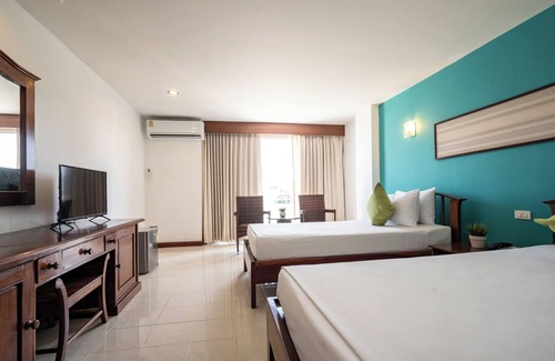 North Pattaya Hotel | JP Villa Hotel