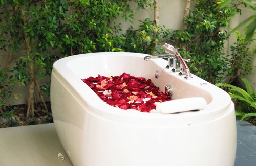 Wua Lai Hotel | Le ville lanna bouqitue hotel