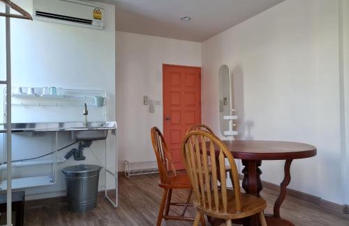 Thung Maha Mek Apartment | Lee Home Bangkok