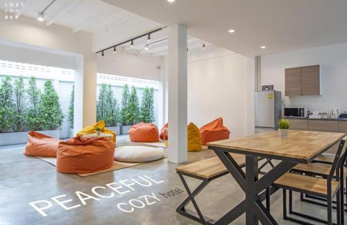Bang Khun Phrom Hostel | Lost Inn BKK