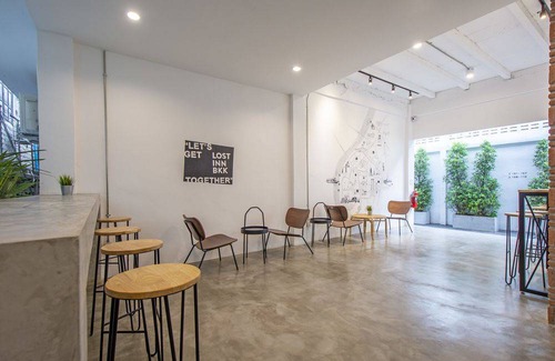 Bang Khun Phrom Hostel | Lost Inn BKK