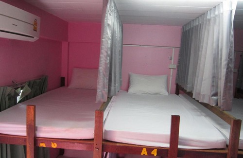 Haad Rin Hostel | Lucky Homestay