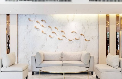 Sukhumvit Condo | Luxurious exclusive Suite 2 BR near BTS Thonglor 家庭奢华房近通罗站 U8