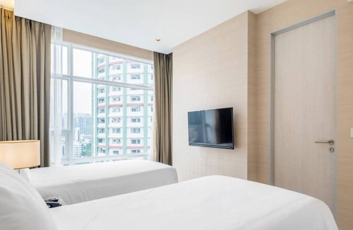 Sukhumvit Apartment | Luxurious exclusive Suite 2 BR near BTS Thonglor 家庭奢华房近通罗站 U6