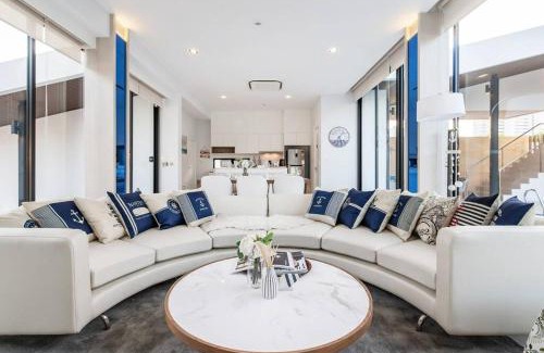 Na Chom Thian Villa | Luxury 3-Bedroom Pool Villa Beach Access, Na Jomtien Pattaya