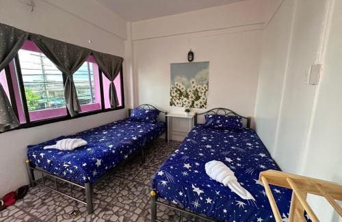 Downtown Krabi Hostel | Madam Guesthouse