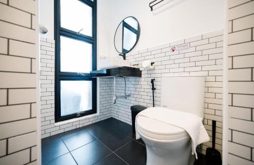 Chom Phon House | Mitt Haus (Lat Phrao Soi 5)