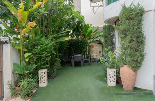 Khlong Tan House | Modern Home in Sukhumvit