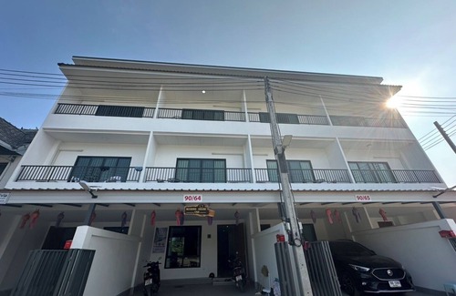 Hai Ya Apartment | Modern House CNX