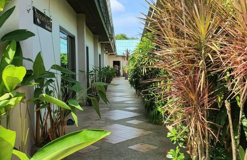 Cherngtalay House | Motel ∙ 8 guests