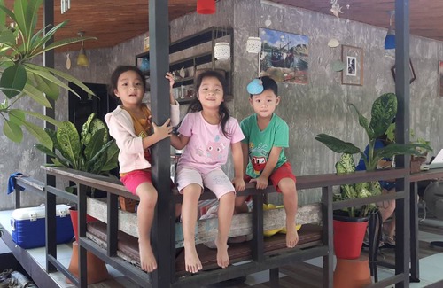 Lat Krabang House | Motel ∙ 8 guests