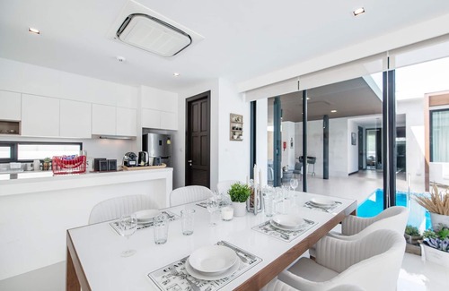 Na Chom Thian Villa | Movenpick Pool Villa's 1FL