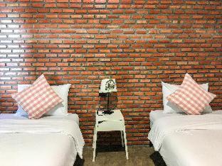 Trang Hostel | Nokhook House