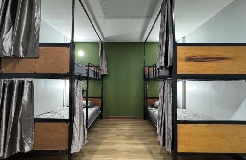 K. Wang Sombun Hostel | norndee hostel
