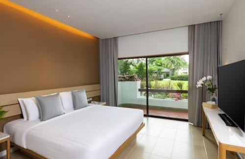 Chakphong Hotel | Novotel Rayong Rim Pae Resort
