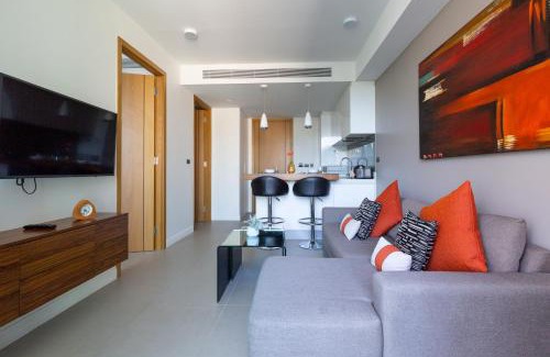 Bang Tao Apartment | Oceanstone by Holy Cow, 1-BR, next building view