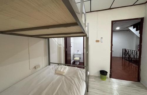 Samut Sakhon Hostel | Ochatee Hostel