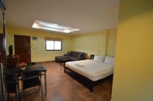 Pratumnak Hill Apartment | Phratamnak Inn - 100 meter from Beach