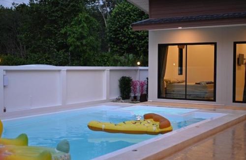 Laem Ngop Villa | Pool Villa at Salak