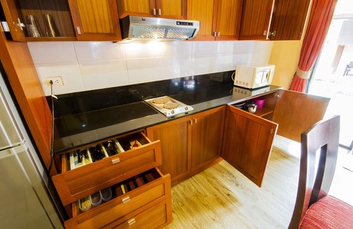 Jomtien Villa | Pratamnak villa near walking street