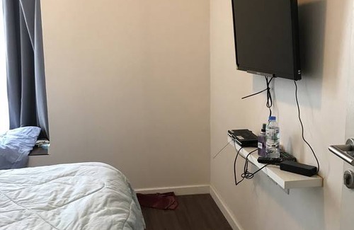 Pathum Thani Resort | Private room ∙ 1 guest