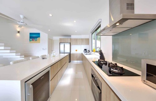 Moo 5 Villa | Private Seaview Villa Infinity Pool Walk to Beach Incredible Oceanview - 3+1 BDR