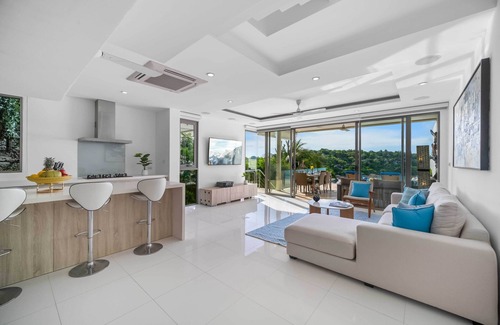Moo 5 Villa | Private Seaview Villa Infinity Pool Walk to Beach Incredible Oceanview - 3+1 BDR
