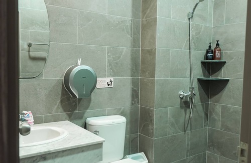 Nimman Hostel | Ray Coffee Bar & Hostel - Adults Only