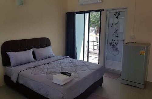 Lom Sak Hostel | Room62