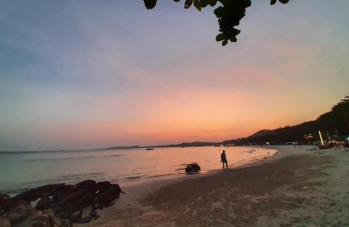 Rayong House | Samed Runa Village