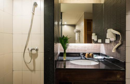 Pattaya Bay Hotel | Sea Me Spring Hotel