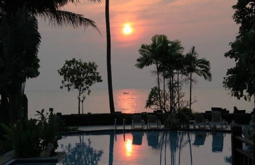 Ko Chang House | Sea view deluxe bungalow near beach