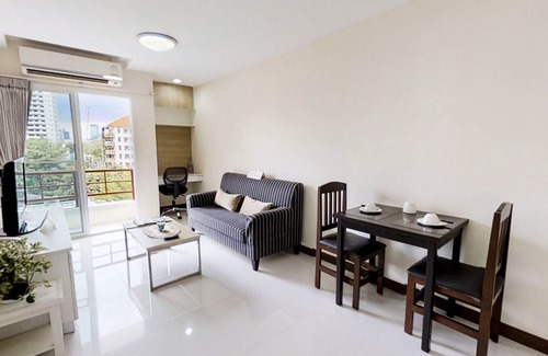 Ekkamai Apartment | Serviced Residence (UN10475)