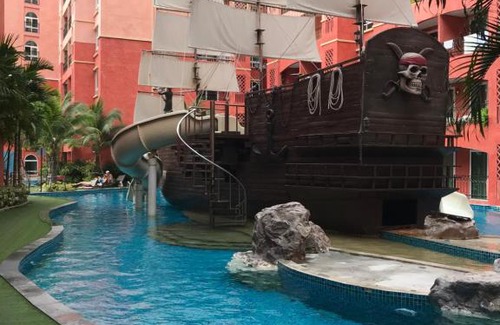 Na Kluea Apartment | Seven Seas Resort by Pool Access