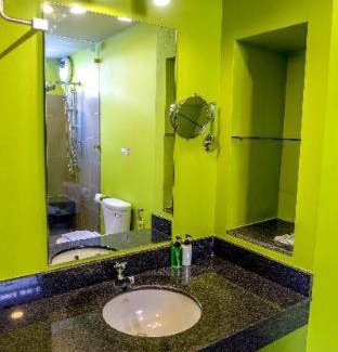 San Chao Pho Suea Hotel | Siri Oriental Bangkok Hotel