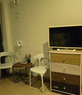 Samut Sakhon Hostel | Sleep Eat Here at donmuang