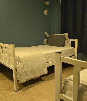 Samut Sakhon Hostel | Sleep Eat Here at donmuang