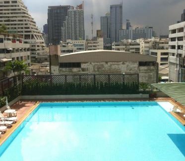 Silom Hostel | Smile Society